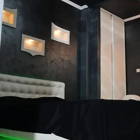 Stek Black Apartment